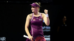 Rybakina vence Sabalenka e conquista WTA Finals pela primeira vez