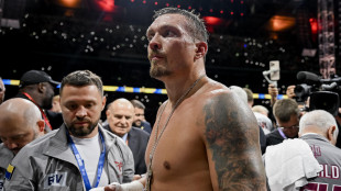 Pugilato: Usyk vacilla ma conserva le sue cinture dei pesi massimi