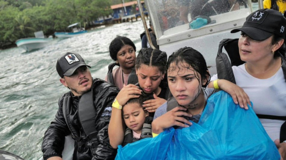 Migrantes enfrentam travessia perigosa no retorno à Venezuela