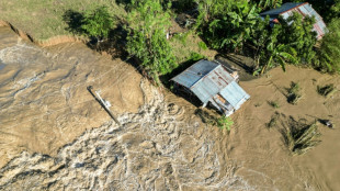 Burst dike leaves Filipino farmers under water