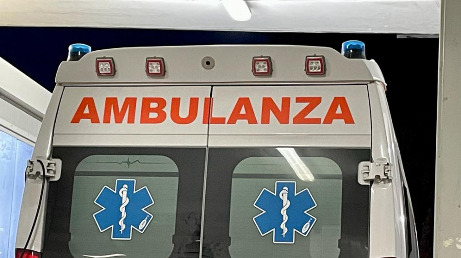 Precipita in cantiere navale, morto giovane operaio