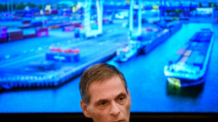 Avec une barge &eacute;lectrique, le Rh&ocirc;ne se pr&eacute;pare pour devenir une autoroute fluviale d&eacute;carbon&eacute;e