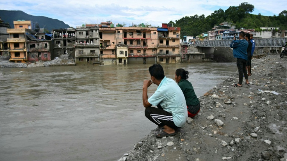 Reconstru&ccedil;&atilde;o ap&oacute;s desastre no Himalaia tem custo estimado de US$ 4,78 bilh&otilde;es, diz Nepal