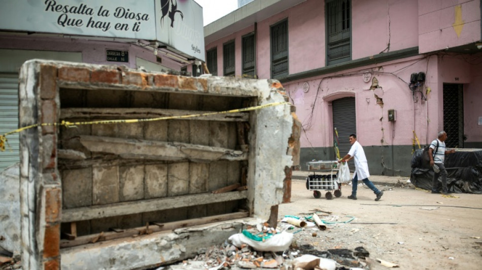 "Empezar de cero": colombianos sin casa un mes despu&eacute;s del terremoto