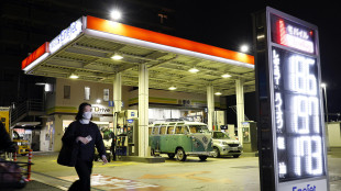 Impennata del petrolio, il Brent aumenta di oltre il 5%