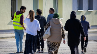 Zahl der Asylanträge in Deutschland im ersten Halbjahr 2025 um fast die Hälfte gesunken