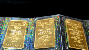 Prezzo dell'oro in calo, Spot a 3.377,26 dollari l'oncia