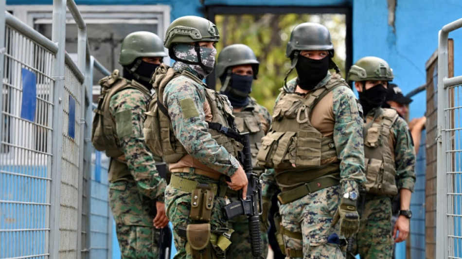 Viol&ecirc;ncia carcer&aacute;ria deixa pelo menos 18 mortos e 11 feridos no Equador