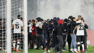 Violência deixa futebol chileno de luto após mortes de dois torcedores