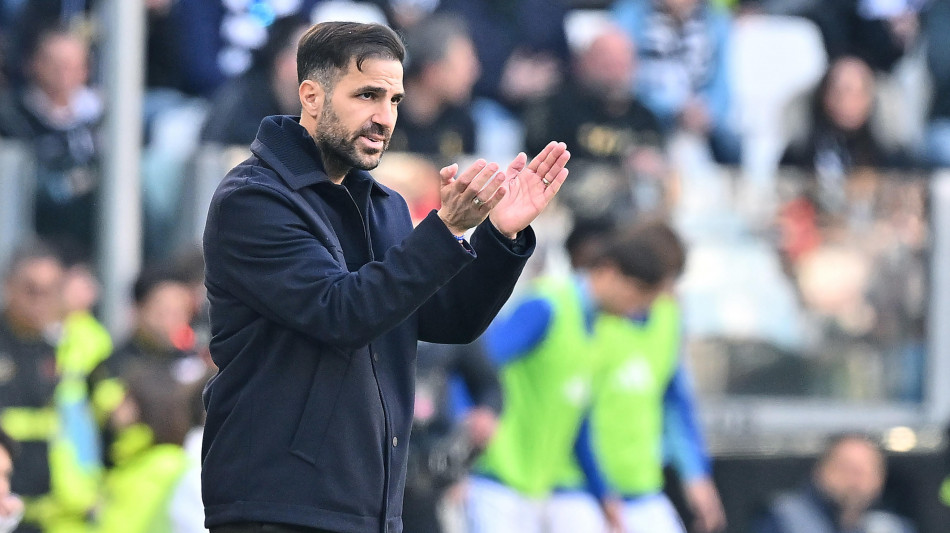 Calcio: Fabregas 'il Lecce verr&agrave; a Como per prendere punti'