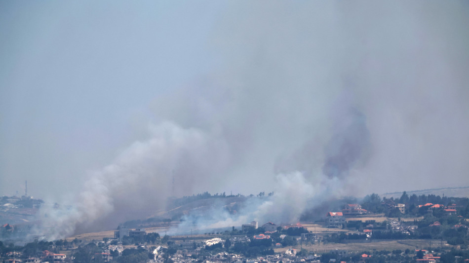 Media, 'Israele stava per attaccare Beirut, fermato dagli Usa'