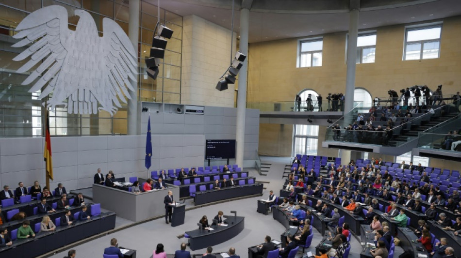 Karlsruhe: &Ouml;ffentliches Interesse an Verhandlung &uuml;ber Wahlrechtsreform von 2020