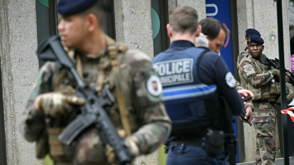 Une lycéenne tuée à coups de couteau à Nantes, le suspect hospitalisé après examen psychiatrique