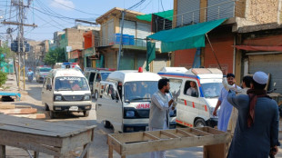 Sube a 31 el saldo de muertos tras ataque a una comisar&iacute;a en Pakist&aacute;n