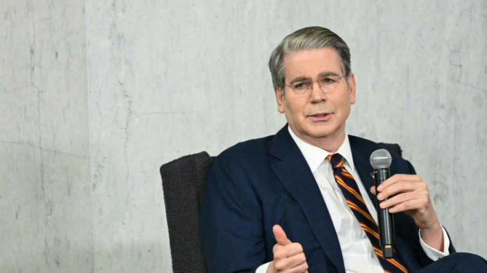 El jefe del Tesoro de EEUU acusa a China de querer da&ntilde;ar la econom&iacute;a global