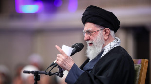 Media, struttura presidenziale iraniana tra gli obiettivi dell'attacco