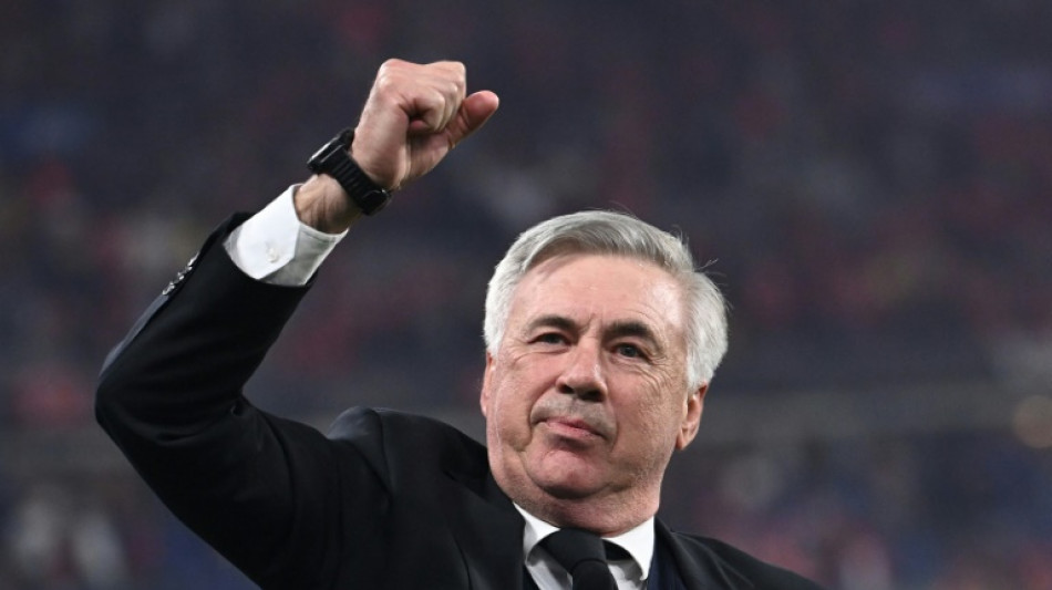 Real Madrid confirma sa&iacute;da de Ancelotti