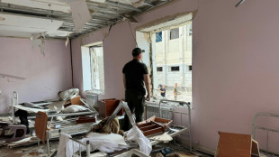 Ukraine: au moins trois soldats tués et 18 blessés par une frappe russe contre un camp d'entraînement