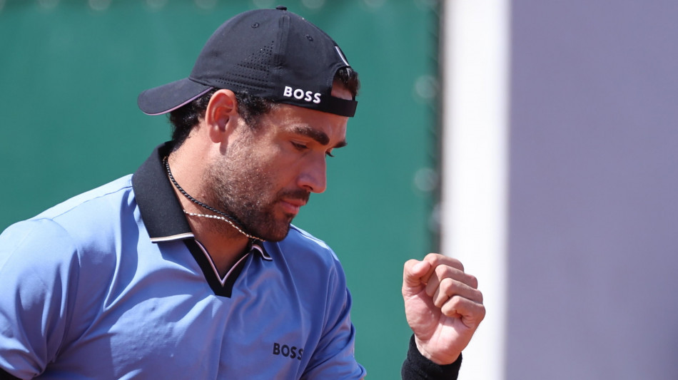 Roland Garros: Berrettini parte bene, battuto Fucsovics in 4 set