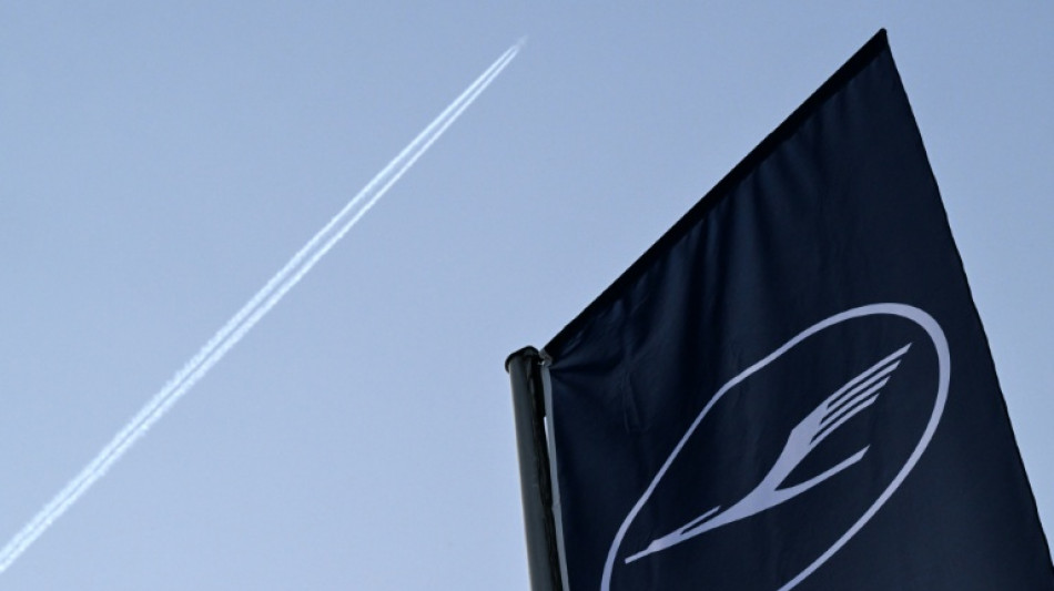 Lufthansa verzeichnet Rekordumsatz - aber leicht gesunkenen Nettogewinn