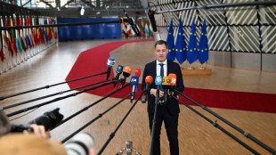 UE acorda importante pacote de ajuda &agrave; Ucr&acirc;nia, como 'mensagem forte' a Putin