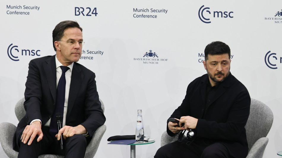 Zelensky, 'Europa assente al tavolo delle trattative, &egrave; un grave errore'