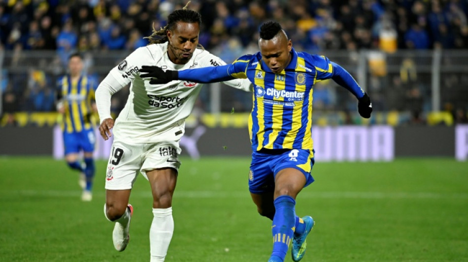 Corinthians arranca empate (0-0) contra o Rosario Central na ida das oitavas da Libertadores