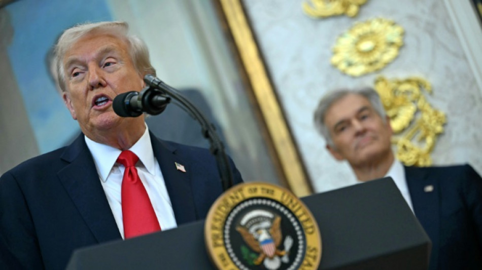 Trump anuncia plan para mejorar acceso a fecundaci&oacute;n in vitro