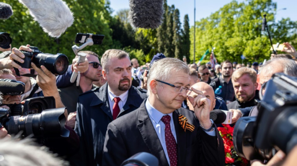 Demonstranten hindern russischen Botschafter in Polen an Kranzniederlegung