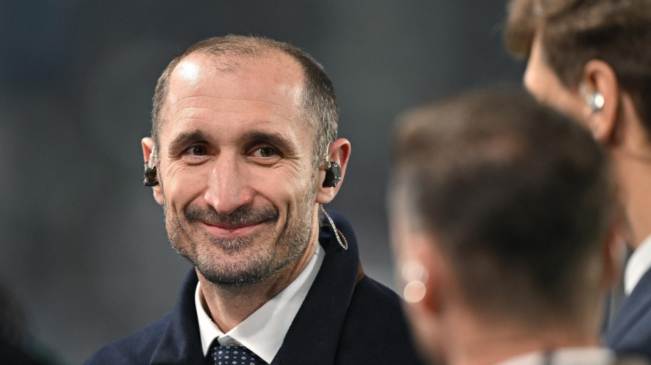 Juve; Chiellini, 'viviamo alla giornata, finiamo la stagione'