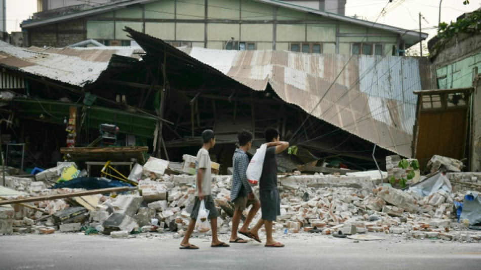 Fieberhafte Suche nach Versch&uuml;tteten nach schwerem Erdbeben in Myanmar und Thailand