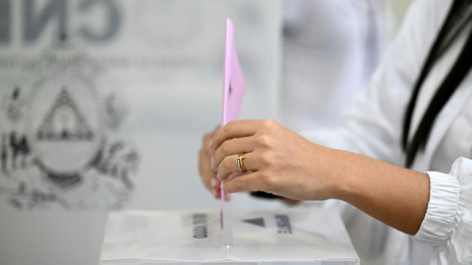 Candidato apoiado por Trump lidera votação presidencial em Honduras