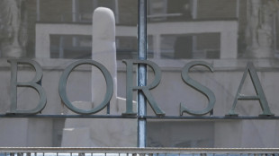 Borsa: Milano chiude in calo (-0,69%), maglia nera in Europa