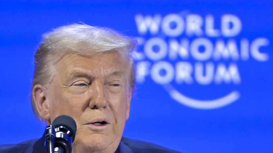 Trump, 'solo gli Usa possono garantire la sicurezza con la Groenlandia'