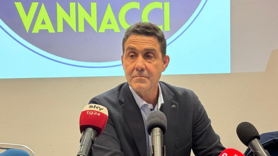 Vannacci passa al gruppo dei non iscritti all'Eurocamera