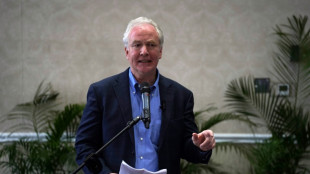 Demokratischer US-Senator trifft in El Salvador irrtümlich abgeschobenen Migranten