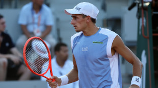 Roland Garros: avanti Arnaldi, superato il greco Tsitsipas