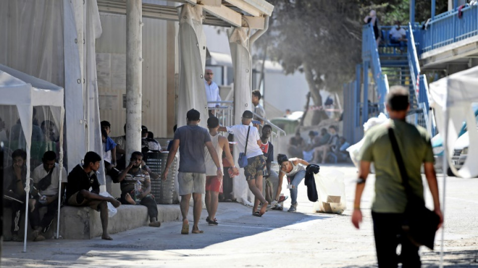 "La m&ecirc;me musique": &agrave; Lampedusa, l'amertume face au manque de moyens