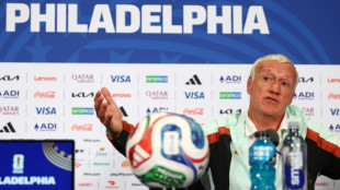 Deschamps garante que Demb&eacute;l&eacute; vai evoluir ao longo da Copa