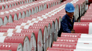 Il prezzo del petrolio è in calo, Brent sotto 64 dollari