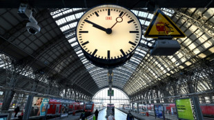Antrag auf einstweilige Verf&uuml;gung: Bahn klagt gegen neuen Streik der GDL