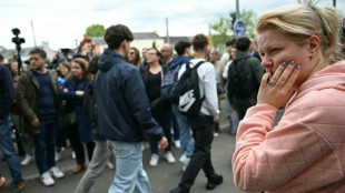 Una alumna muerta y otros tres heridos en ataque con cuchillo en Francia Estudiante de secundaria muerta y tres compañeros heridos en ataque con cuchillo en Francia