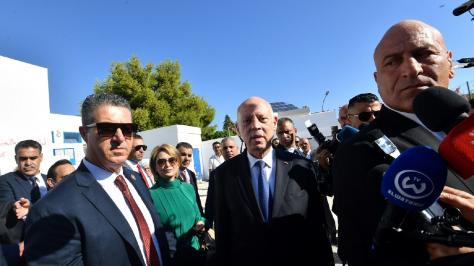 Tunisie: le pr&eacute;sident Kais Saied r&eacute;&eacute;lu avec un score &eacute;crasant de 90,7%