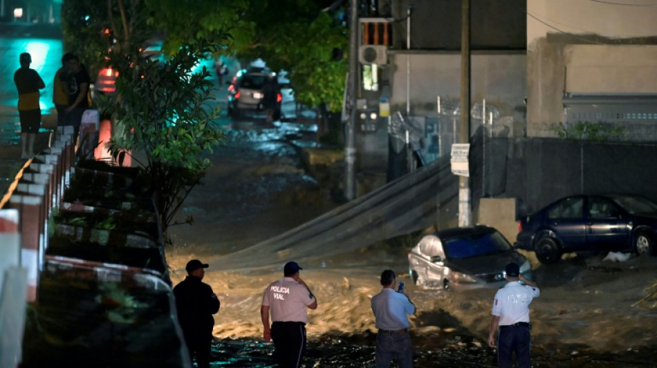 La tormenta tropical Roslyn deja un muerto en México