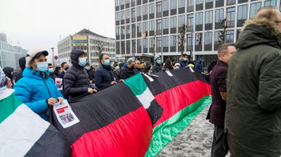 West links Afghan humanitarian aid to human rights