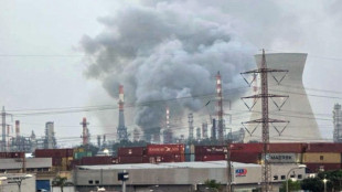 Raffineria Haifa colpita da frammento intercettore, non da bomba a grappolo Iran