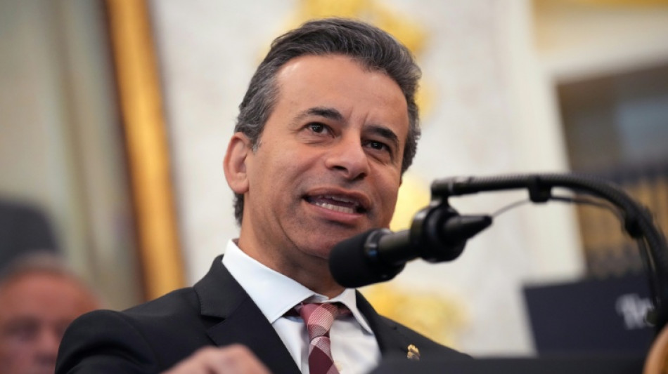 EUA eliminar&aacute; advert&ecirc;ncias de tratamentos de reposi&ccedil;&atilde;o hormonal para a menopausa