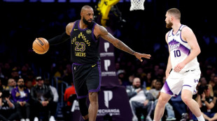 NBA: retour victorieux pour Lebron James, les Spurs gagnent sans Wembanyama