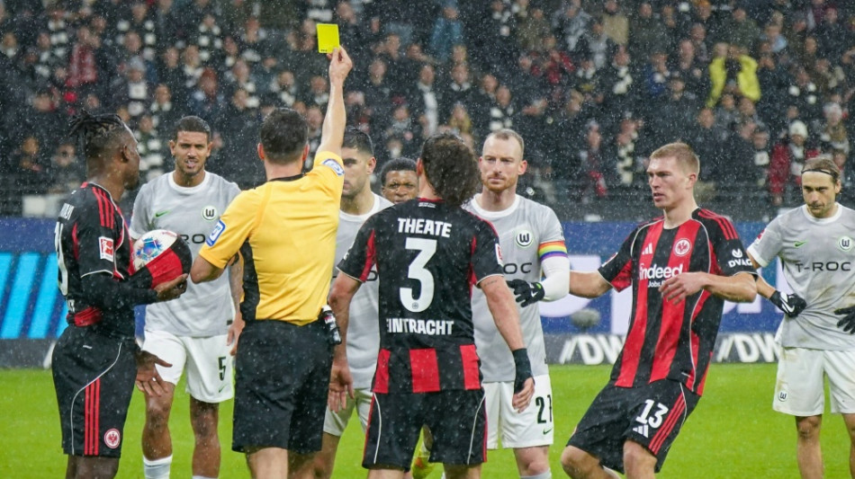 Elfmeter-Streit in Frankfurt: "Tut der Fu&szlig;ballerseele weh"