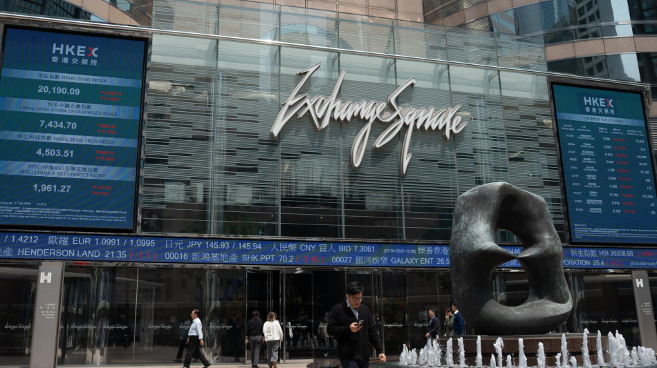 Borsa: l'Asia chiude positiva, si guarda alla tecnologia